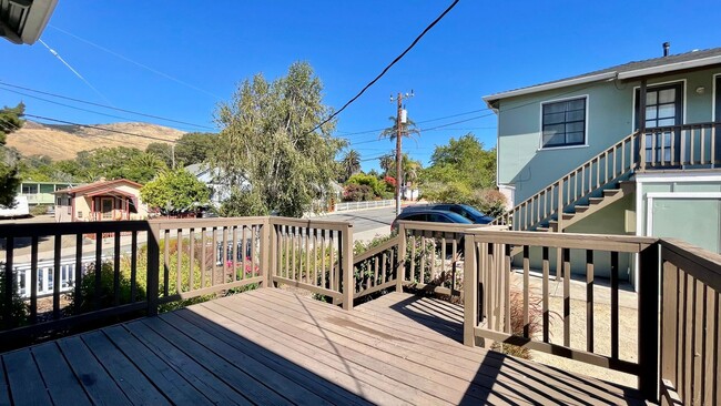 Building Photo - SLO Studio in Historic Railroad District