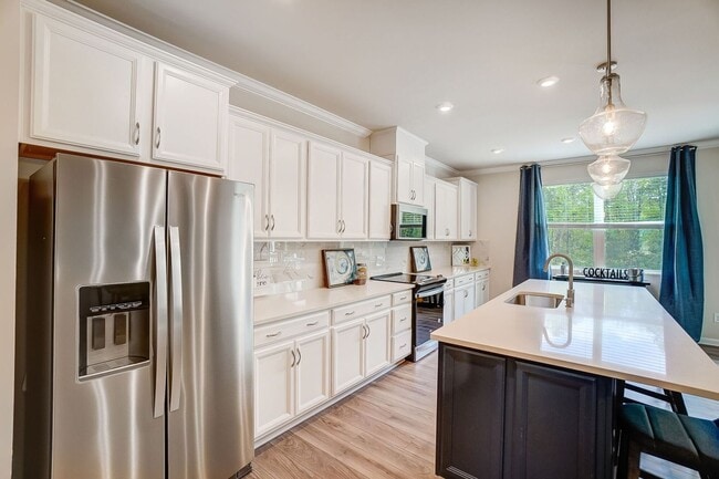 Foto del edificio - 16728 Summers Walk Blvd