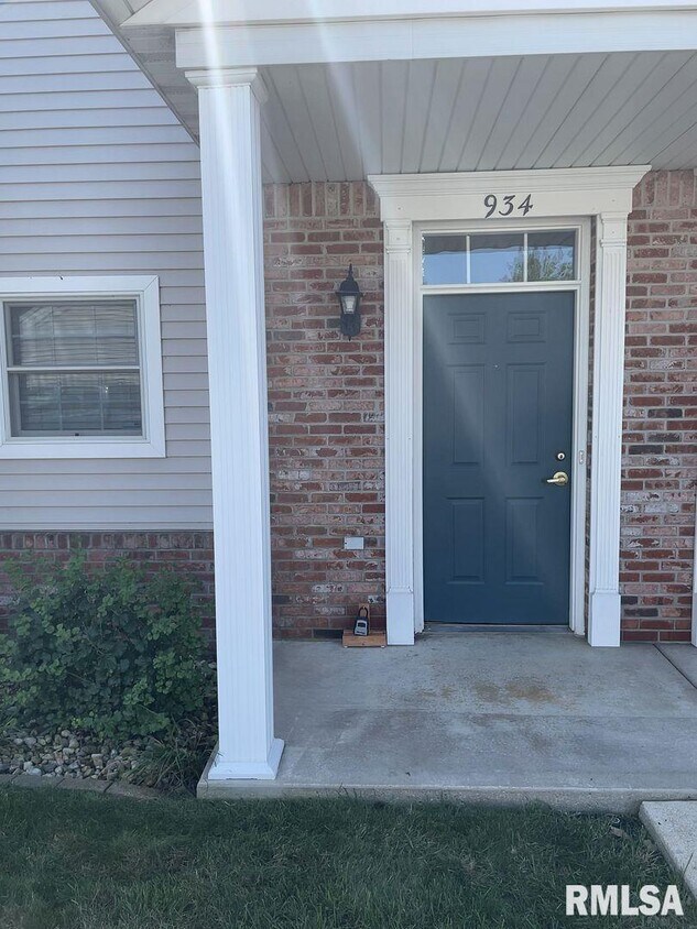 Foto principal - 934 West Trailcreek Drive