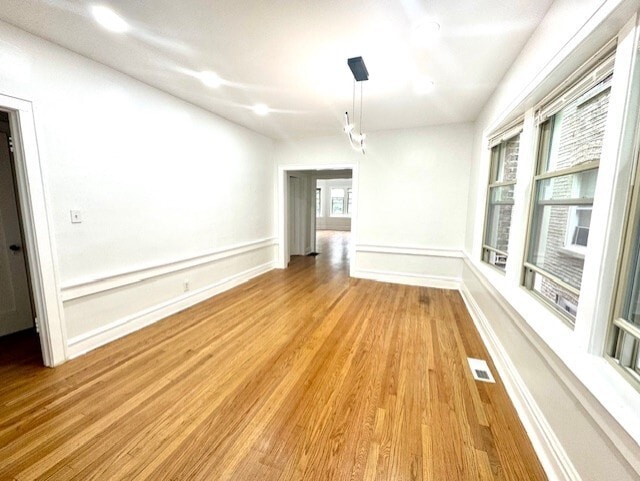 Building Photo - 5412 N Kimball Ave