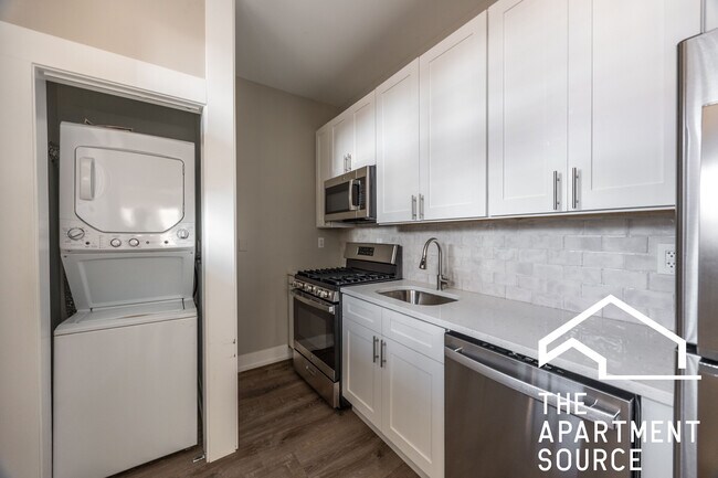 Foto del edificio - 6519 N Newgard Ave