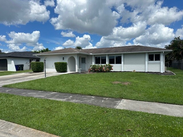 Primary Photo - 6415 Bethany Ave