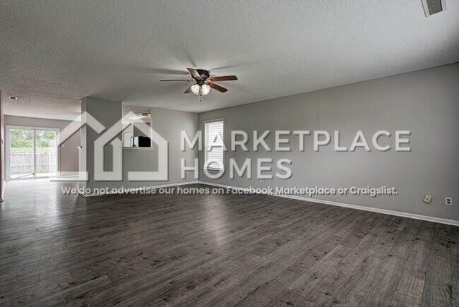 Foto del edificio - 2108 Bridlewood Dr