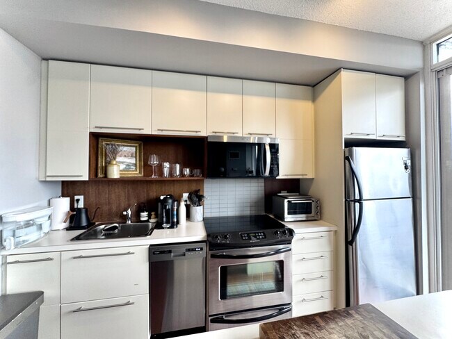 Photo du bâtiment - 25 Carlton St.