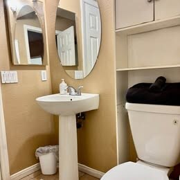 Foto del edificio - 1700 Deep Spring Ave