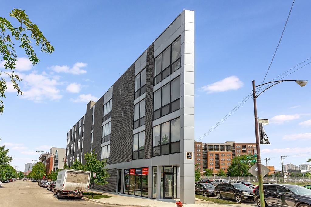 Primary Photo - 943 N Crosby St