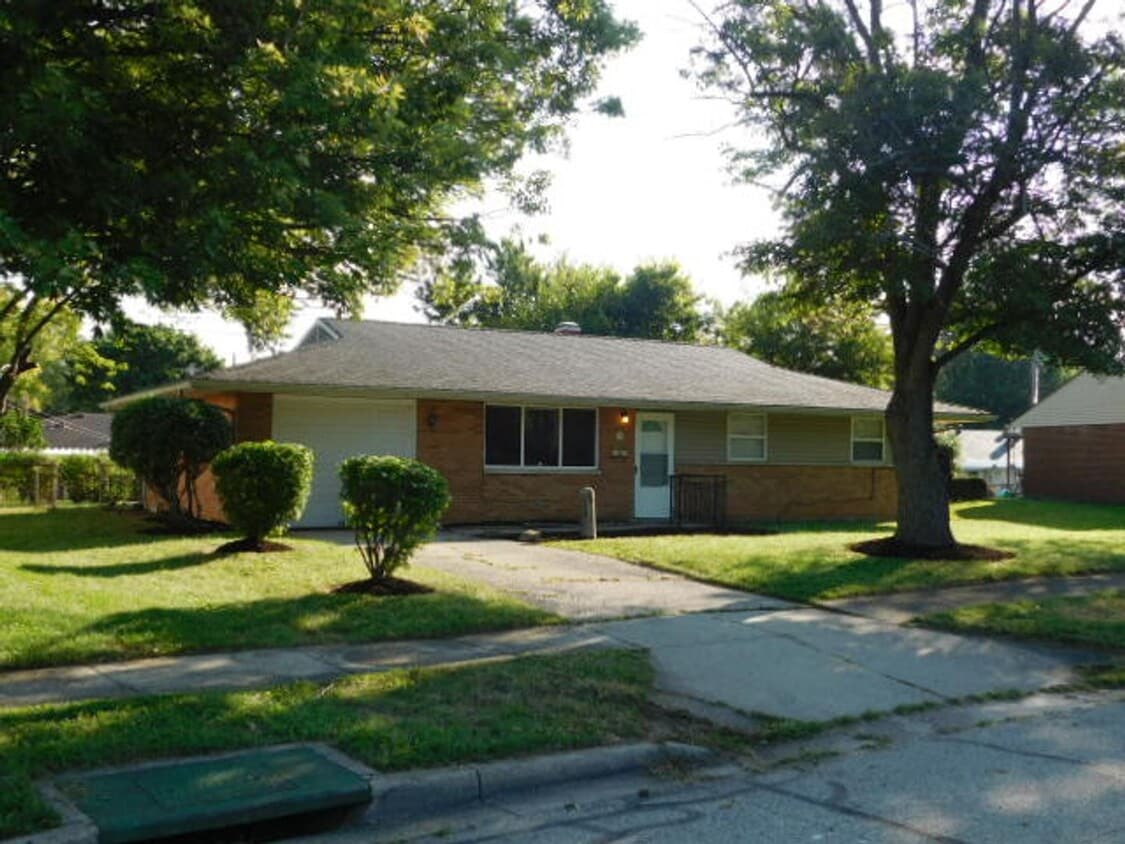 Photo - 5 Baker Ct (Dayton, OH)