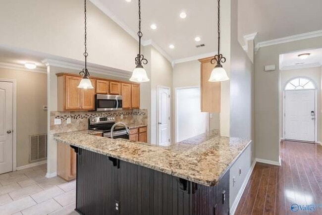 Building Photo - 225 De Jan Rd