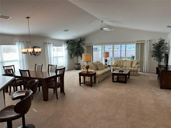 Foto del edificio - 3474 Leelanau Ct