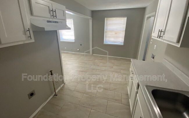 Building Photo - 5168 Neely Rd