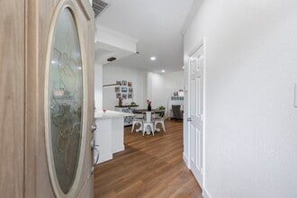 Building Photo - 35 Harvest Wind Pl