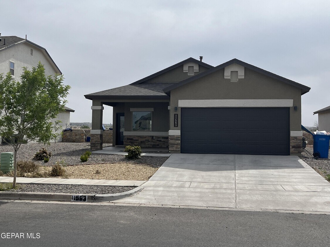 11563 Leonor Duran St, Socorro, TX 79927 House for Rent in Socorro, TX