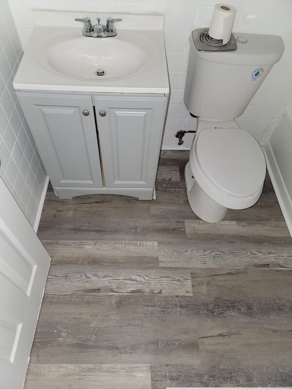 Building Photo - 13430 Euclid Ave