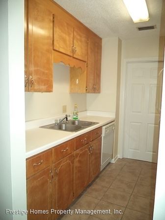 Building Photo - 2 br, 1.5 bath House - 440 Sandy Oak Dr