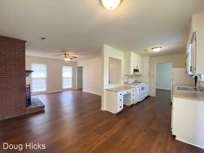 Foto del edificio - 3 br, 2.5 bath House - 2219 Heather Glen Ln