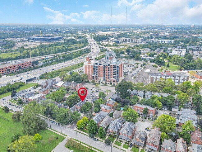 Foto del edificio - 233 W Poplar Ave