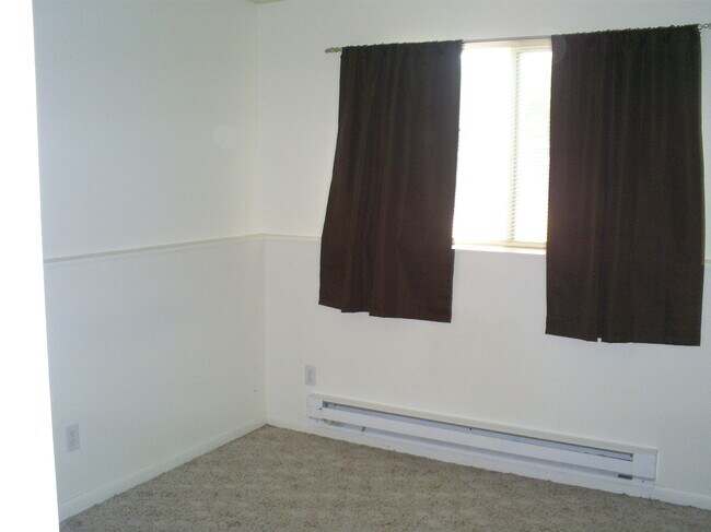 Foto del edificio - 4407 E Crow Dr