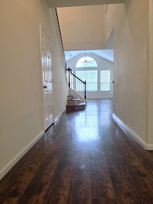 Building Photo - 11404 Tidenhaven Ct