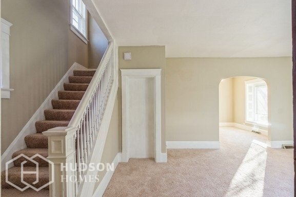 Building Photo - 1714 E 44th St