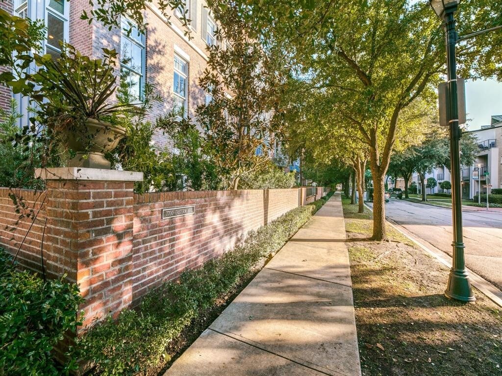 7700 Eastern Ave Unit 301, Dallas, TX 75209 Condo for Rent in Dallas