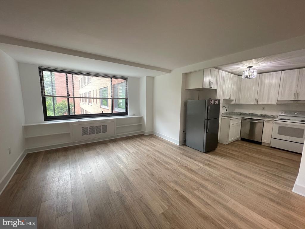 Foto principal - 1021 Arlington Blvd