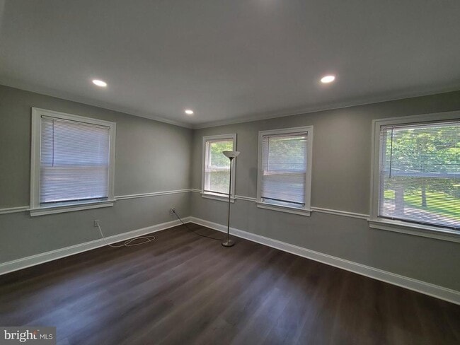 Foto del edificio - 3348 Minnesota Ave SE