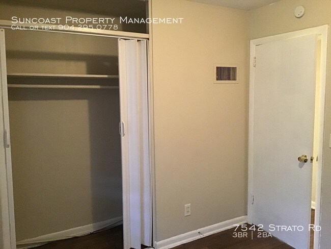 Fantastic 3 Bedroom Home With Carport House For Rent In