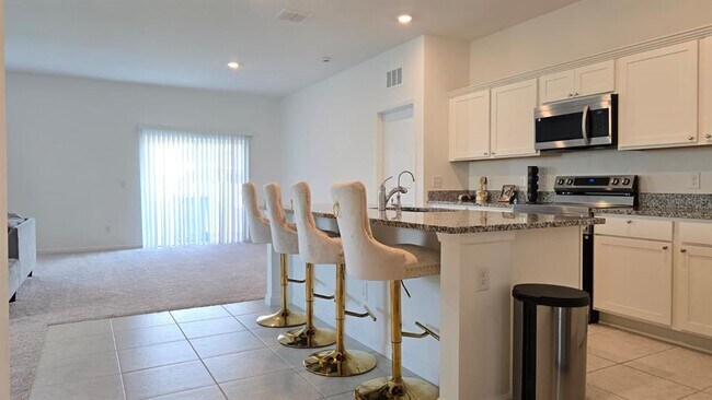 Foto del edificio - 419 Conway Ave