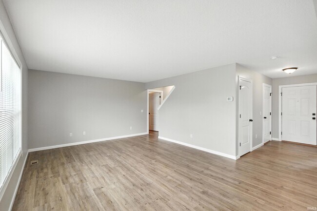 Building Photo - 813 Beal Brook Pass