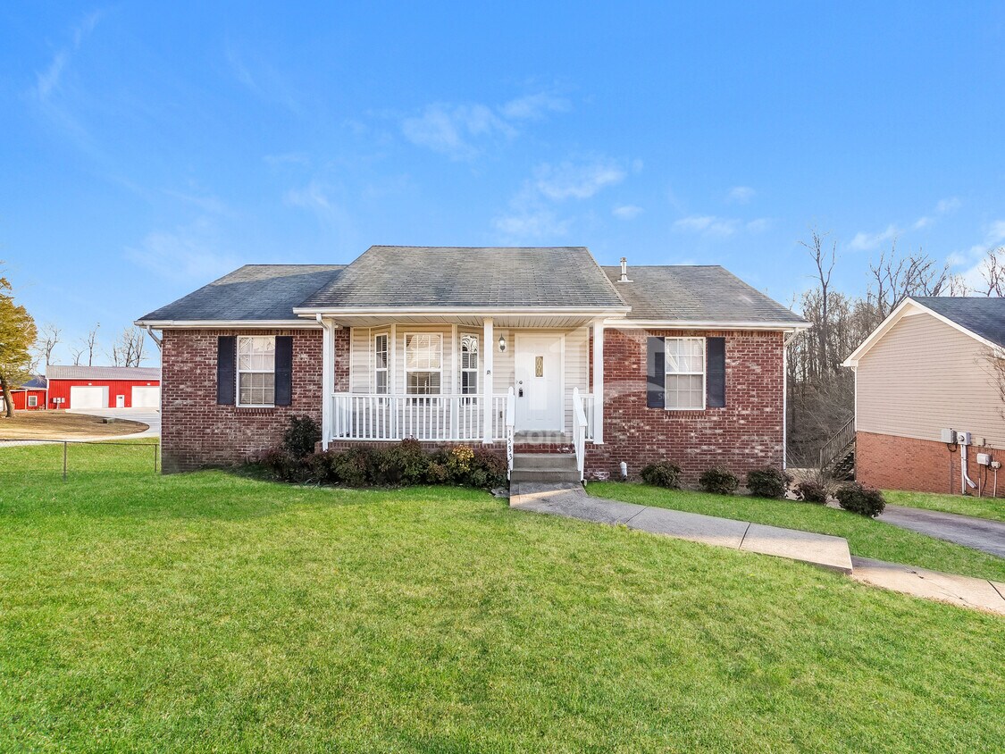 Foto principal - 1533 Cedar Springs Cir