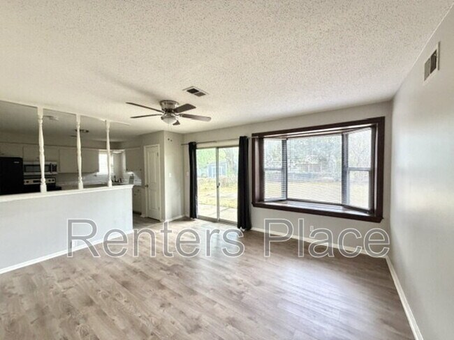 Foto del edificio - 12027 E 26th St
