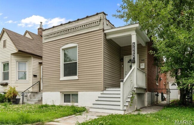 Foto del edificio - 5462 Christy Ave