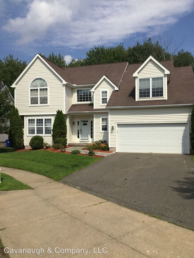 3 br, 2.5 bath House 138 Eagle Hollow Road House Rental in Middletown, CT