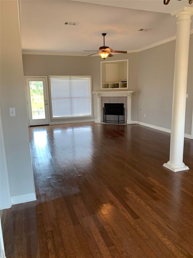 Building Photo - 334 Red Cedar Dr