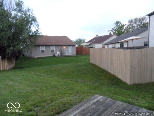 Foto del edificio - 6043 Hayford Ct