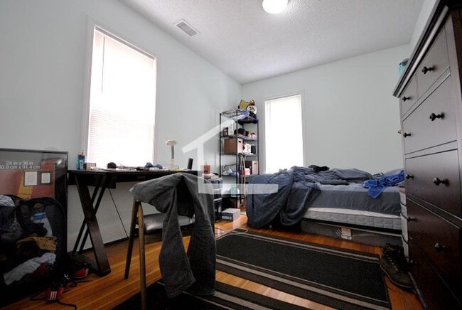 Foto del edificio - New Allston Listing!!