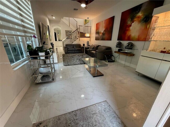 Foto del edificio - 6923 Julia Gardens Dr