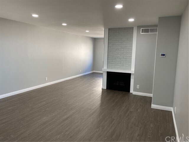 Foto del edificio - 7757 Vía Rosa Maria