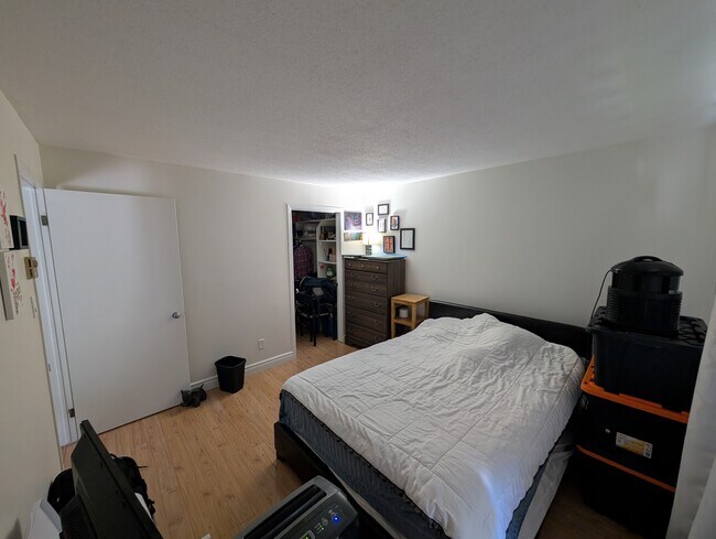 Photo du bâtiment - Home for Rent | 103 Rue des Amandiers