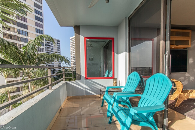 Photo - 500 Three Islands Boulevard (Hallandale Beach, FL) Apartment