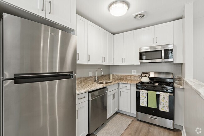 Interior Photo - Plymouth Gardens