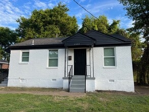 Building Photo - 1377 Lyceum Rd