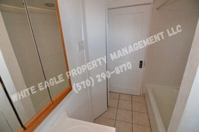 Foto del edificio - 738 Harrison Ave