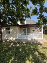 Building Photo - 1803 Homberg Ave