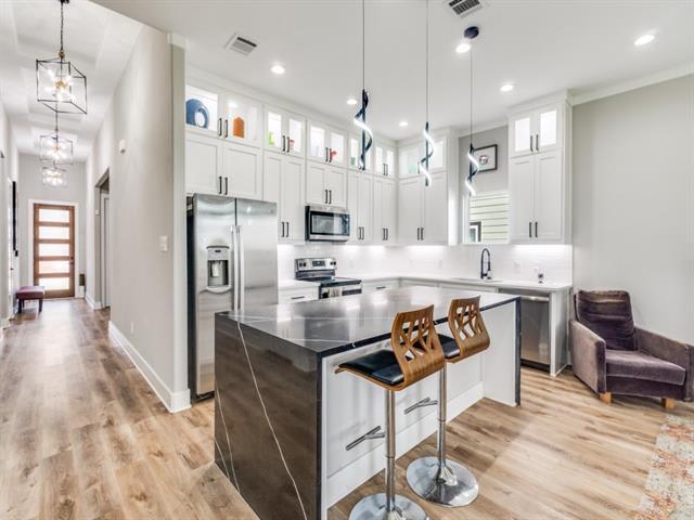 Foto del edificio - 1322 Strickland St