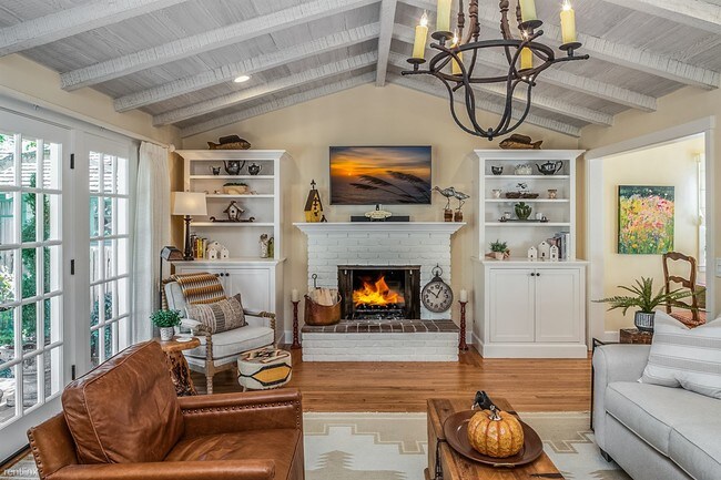 Building Photo - 2 br, 2 bath House - 3791 Little Sandpiper...