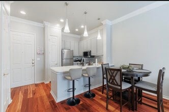 Building Photo - 2400 McCue Rd