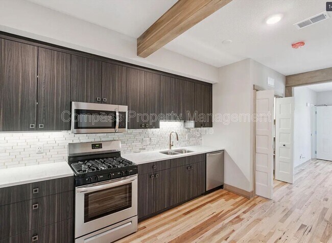 Foto del edificio - 800 Douglas St NW