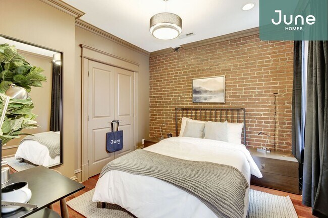 Building Photo - Full room in 4-bed/3.0-bath Home