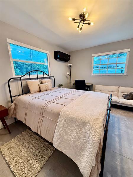 Foto del edificio - 2420 SW 11th St